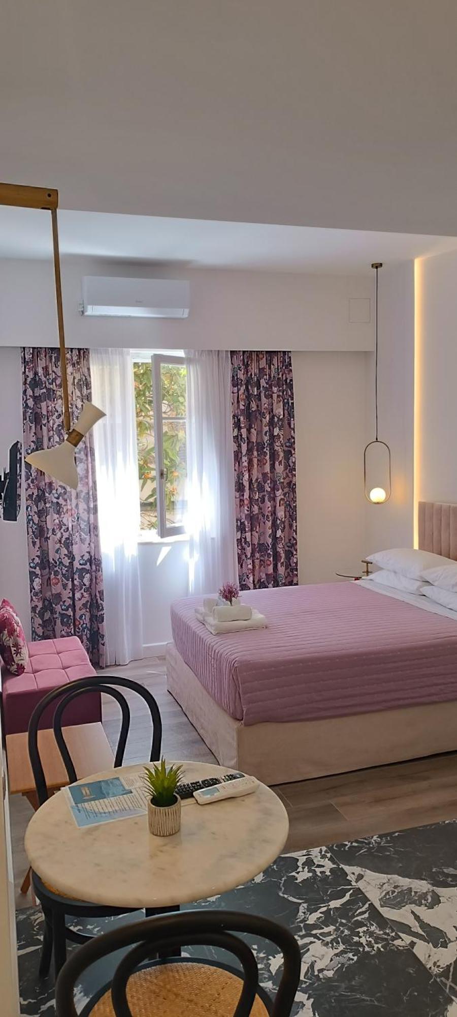 Apartment Muses Luxury