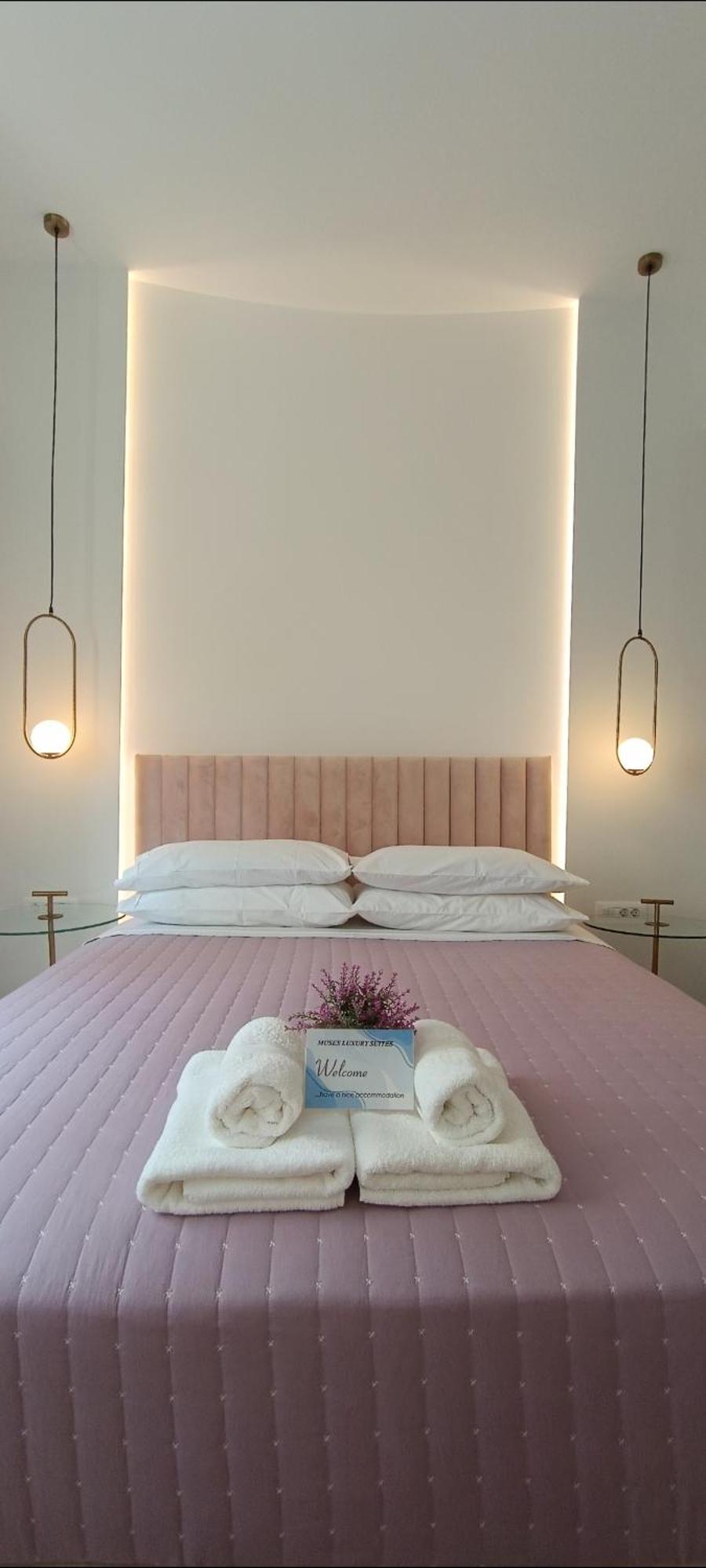 Muses Luxury *